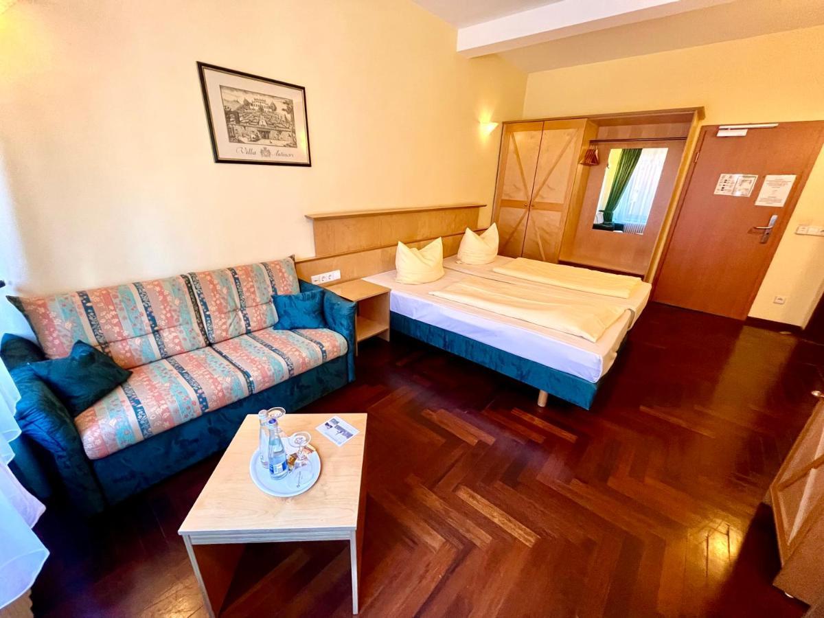 Hotel Hoepfner Burghof 3*